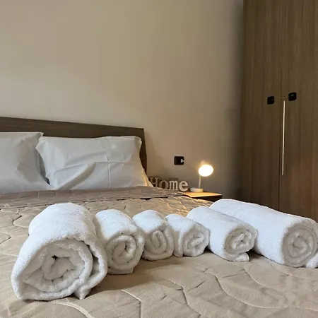 Luca'S Home By Quokka 360 - Close To Como Downtown קומו
