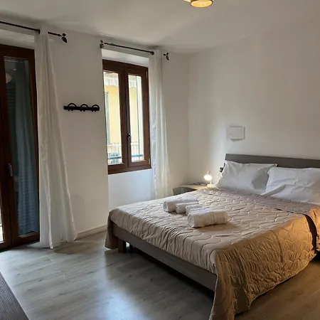 Luca'S Home By Quokka 360 - Close To Como Downtown דירה *