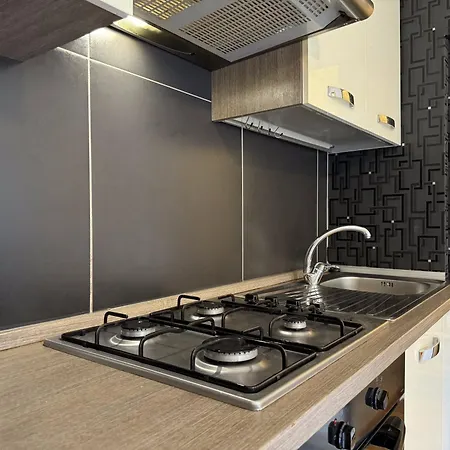 Luca'S Home By Quokka 360 - Close To Como Downtown דירה קומו